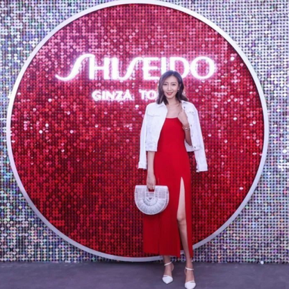 Sequin Shimmer Walls